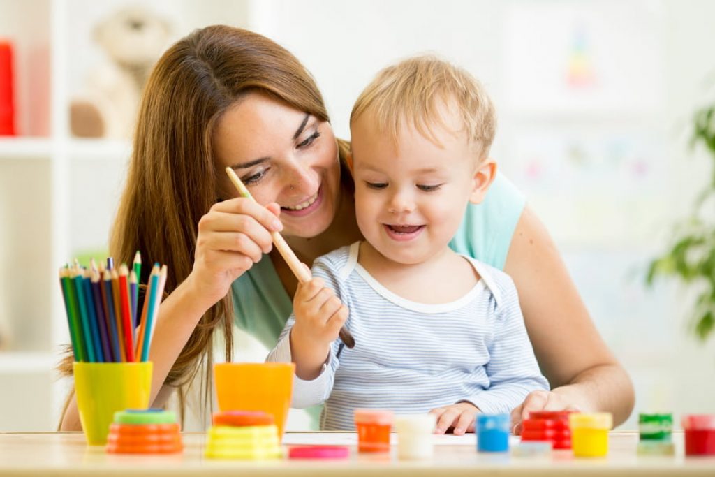 Les vertus du bricolage pour enfants