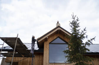 Pourquoi ajouter un bardage en bois à la façade de votre habitation ?