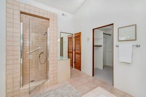 Top 5 des revêtements idéaux pour les pièces humides