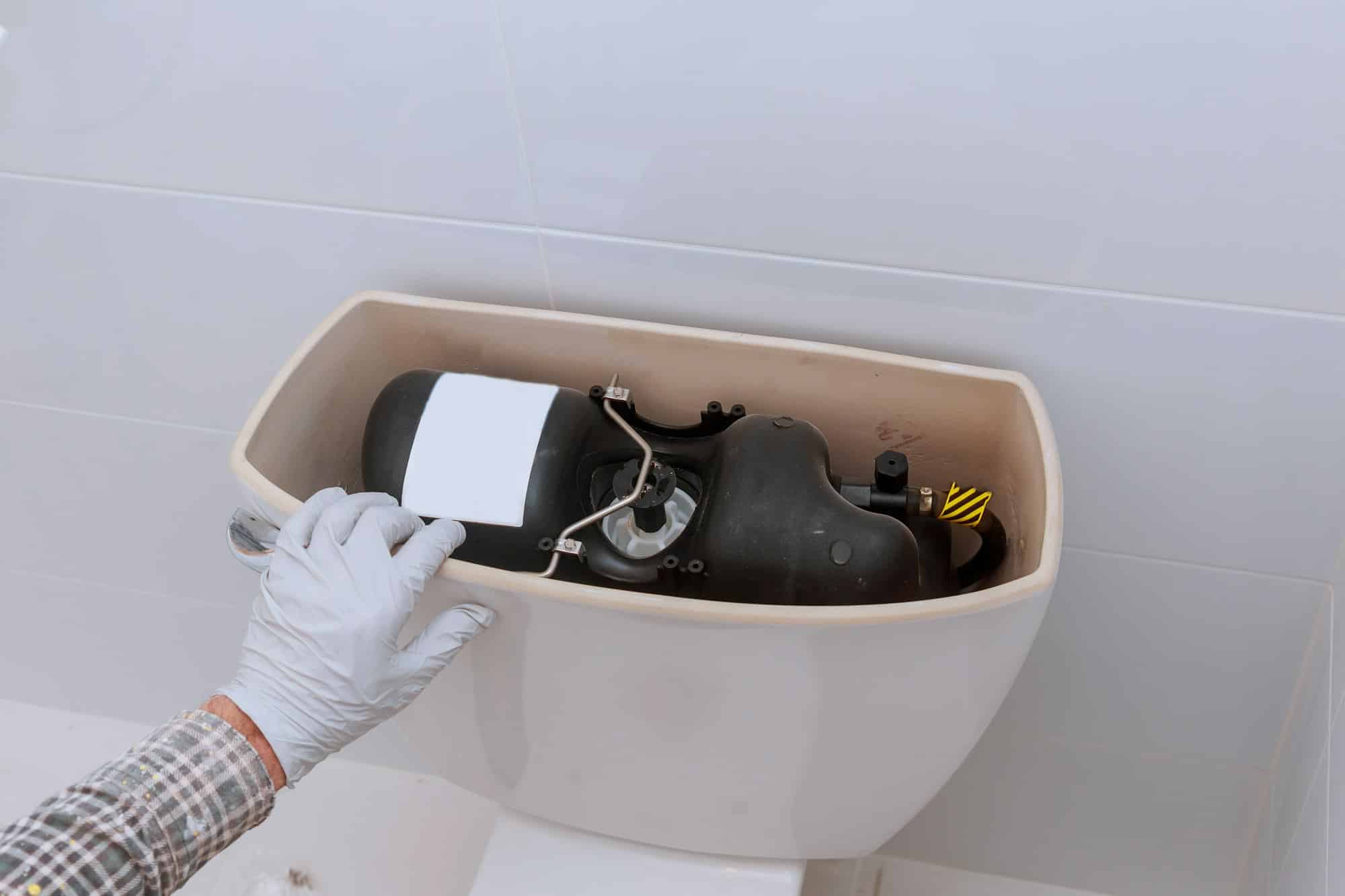 Comment changer un mécanisme de chasse d’eau facilement ?