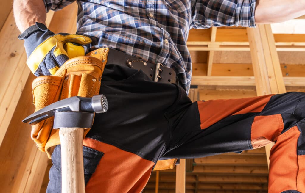 Comment bien choisir son pantalon de travail pour bricoler en toute sécurité ?