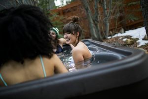 Spas gonflables : les meilleurs modèles en 2025