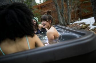 Spas gonflables : les meilleurs modèles en 2025