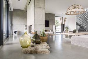 Badigeon à la chaux et finitions décoratives pour vos sols et murs