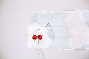 Comment détecter une surtension électrique ? Diagnostic et résolution