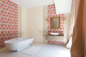 Tapis de bain absorbant : diatomite, microfibre ou coton ? Le comparatif pour ne plus glisser