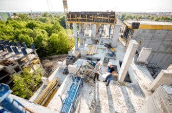 Comment améliorer la rentabilité d’un chantier grâce à un bon outillage