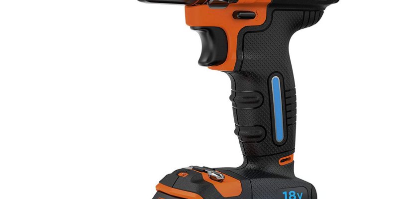 Perceuse-visseuse à percussion sans fil 18 Volts Black & Decker BDCHD18KST-QW. Smart tech en coffret avec chargeur. Inclus 2 batteries