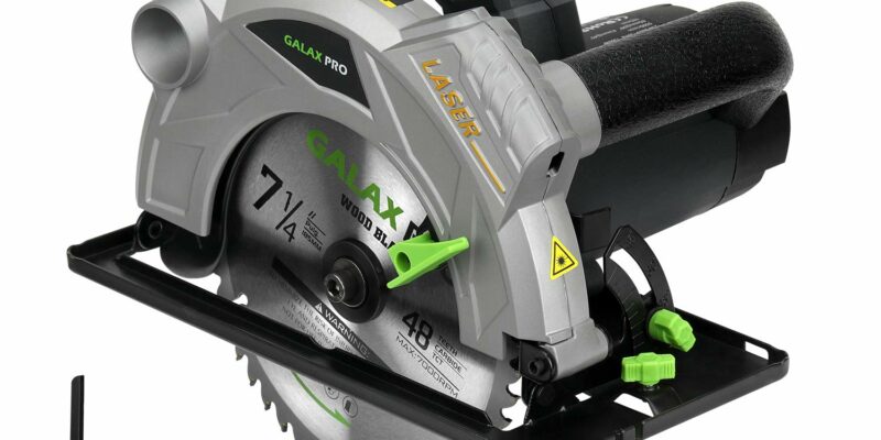 Scie circulaire laser 1500W 5500 RPM, coupe maximale 65mm (90º), 43mm (45º), interrupteur de verrouillage. Idéale pour le travail sur le bois, le métal mince et le plastique. Livrée avec 2 lames 185mm, clé Allen, guide parallèle. Marque GALAX PRO