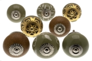 knoa – Lot de 8 boutons de porte d’armoire, Vert sauge, marron marbré et laiton ciselé