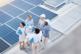 Installation de panneaux photovoltaïques sur toits plats : ce qu’il faut savoir 