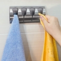 Tatkraft Florida Porte Serviette Salle de Bain Adhésif – Patère Torchons Cuisine avec 4 Crochets INOX Brossé